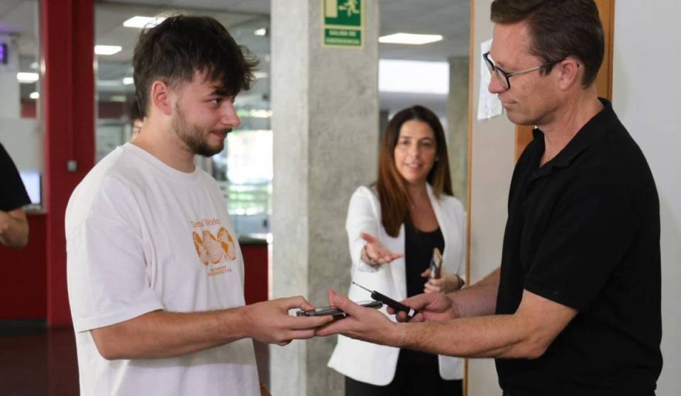 Goodbye to “cheat sheets” on cell phones during the PAU: the Regional Government will install cell phone and electronic device detectors at all exam sites in Valencia