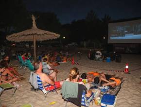 23 playas de Valencia tendrán cine de verano gratuito: ubicaciones, horarios y películas
