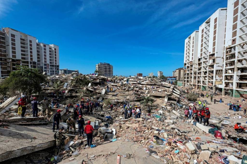 Panoramica dei danni causati dal disastro sismico in Venezuela a giugno.