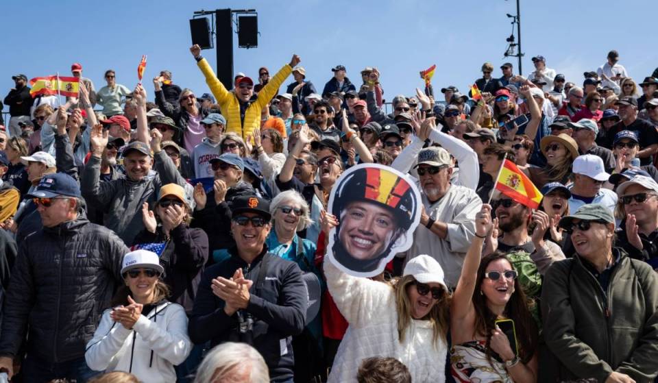 Traveling at over 100 km/h across the water, this weekend only: Marina de Valencia hosts the Spain SailGP