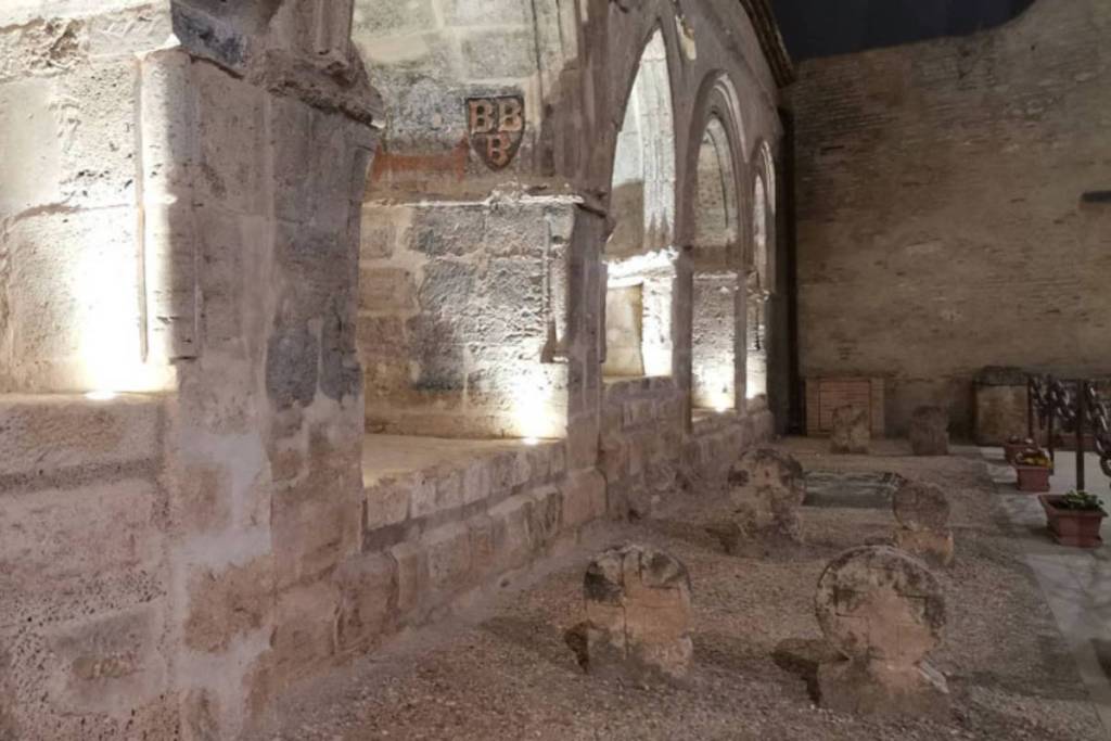 Il segreto nascosto sotto la chiesa più antica di Valencia: un cimitero medievale e le reliquie dell’imperatrice di Grecia