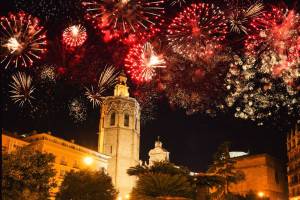 Valencia se convierte en la capital mundial de la pólvora con 11 espectáculos pirotécnicos y un show de drones gratis: fechas y horario