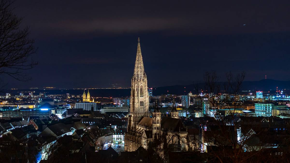 stephansdom bei nacht