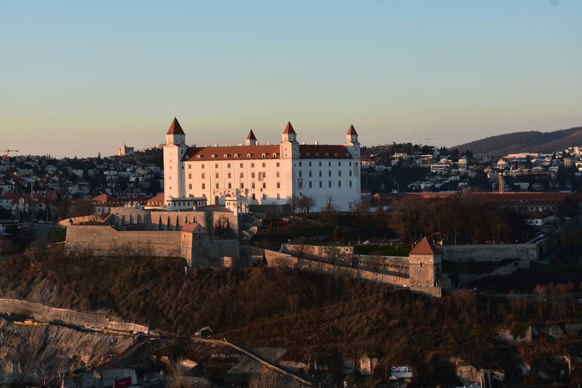 burg über bratislava