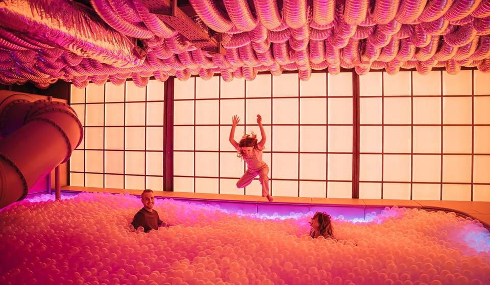 IKONO Vienna: Seit 1 Jahr begeistert Europas kreativstes Erlebnis mit seinen mehr als 15 interaktiven, fantasievollen Räumen in Wien über 200.000 Besuchende