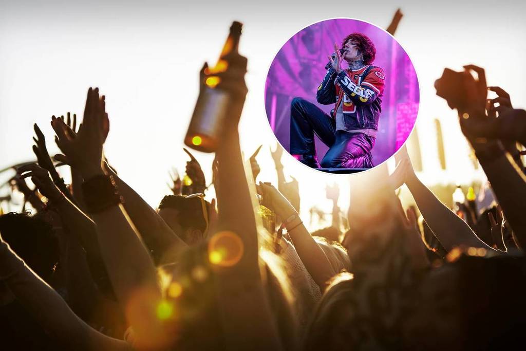 people celebrating at a festival, nova rock