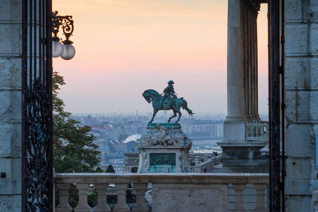 Budapest Statur