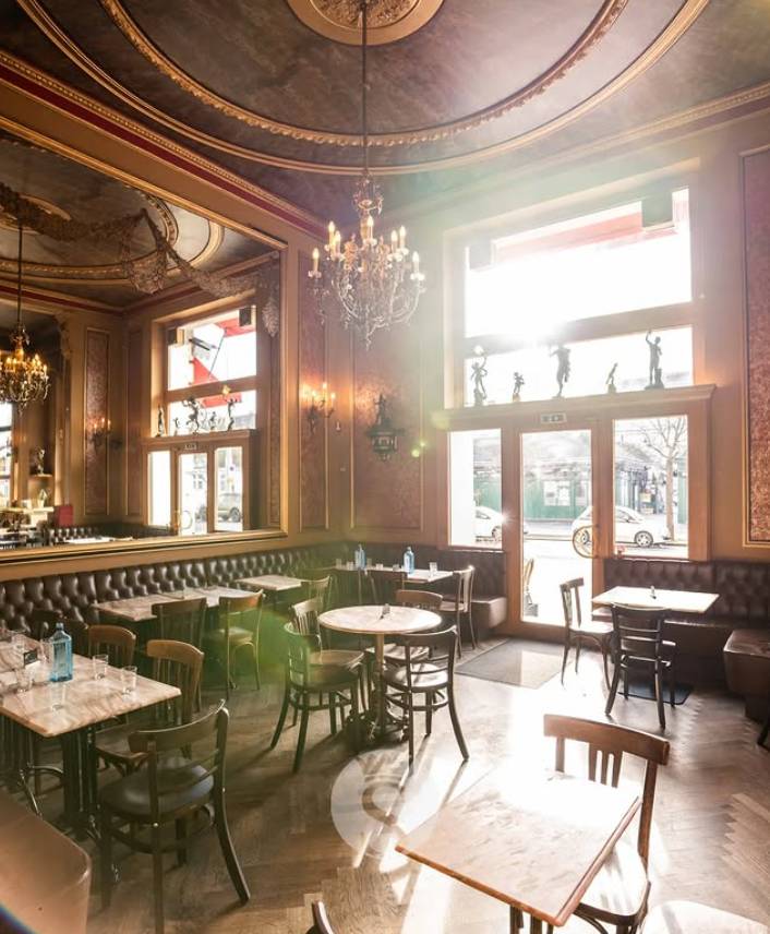 Café Savoy in Vienna