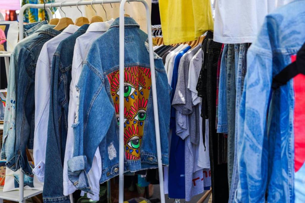 Just 20 minutes from Vienna’s city center: Discover the huge open-air flea market for women and children—perfect for hunting for bargains—on just two dates this year
