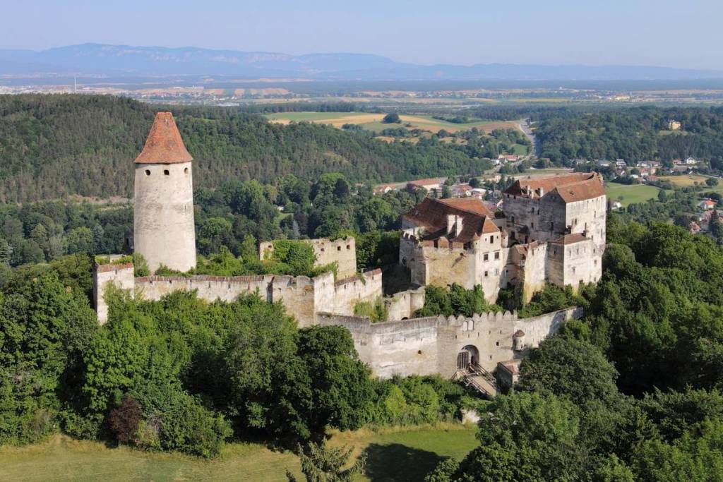 Seebenstein Castle