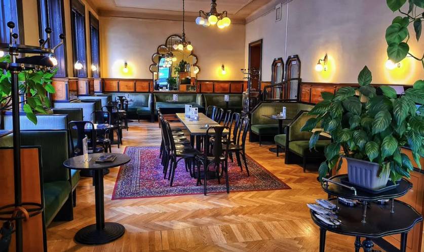The charming Café Goldegg