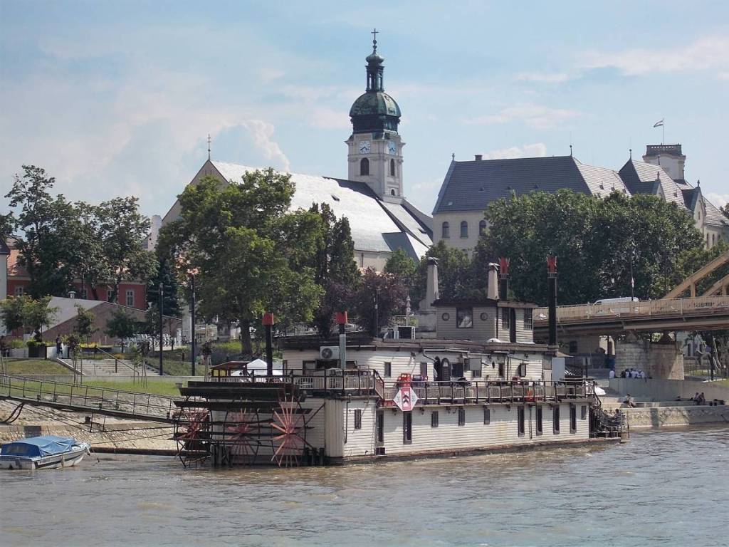 Das Westy Ship Restaurant in Győr