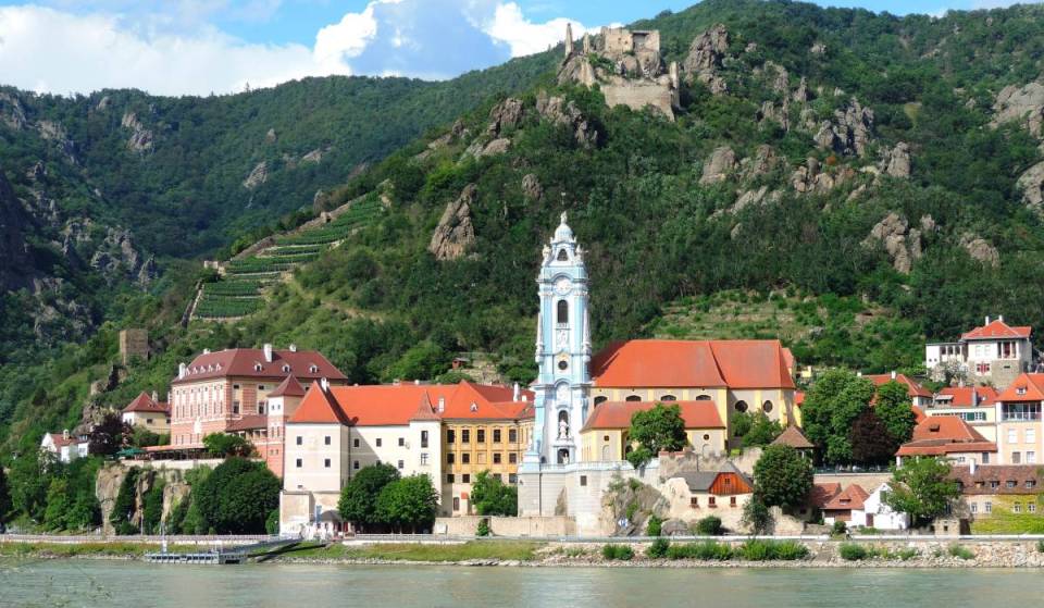 Nur 1 Stunde von Wien entfernt liegt dieses historische Juwel an der Donau — wo einst König Richard Löwenherz gefangen gehalten wurde