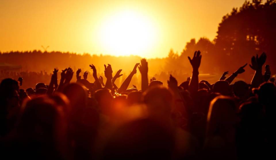 Tanzen am Wasser und im Grünen: Diese Open-Air-Clubs in Wien musst du diesen Sommer unbedingt erlebt haben