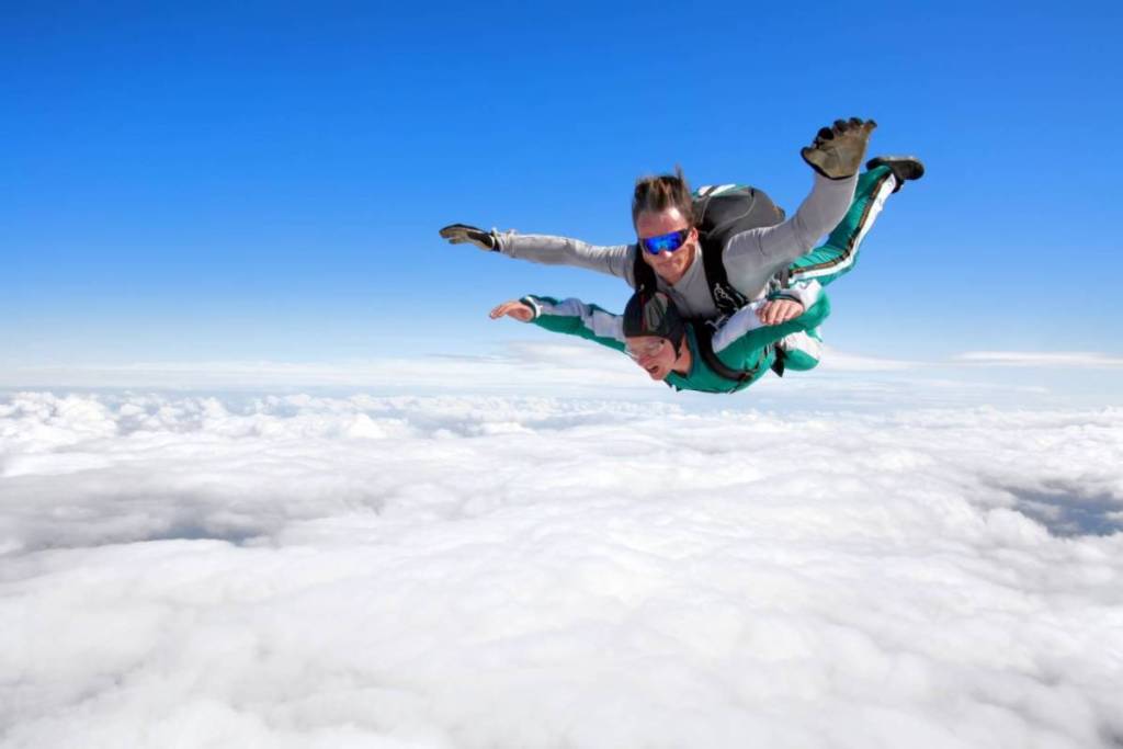 Just 40 minutes from downtown Vienna, you can jump through the clouds at 200 km/h from an altitude of 4,000 meters for the ultimate adrenaline rush
