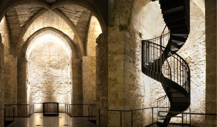 Every day, in the middle of Stephansplatz, thousands of passersby walk over one of Vienna’s most mysterious historical sites from the 13th century without even realizing it
