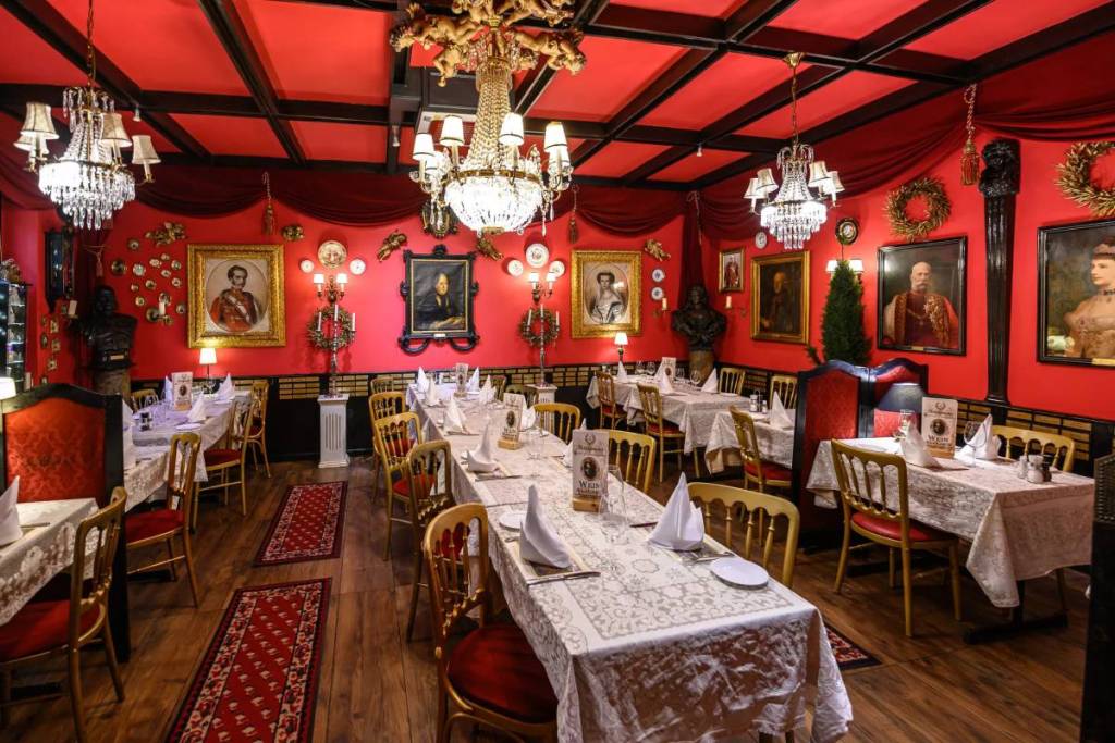 The spacious interior of the Marchfelderhof
