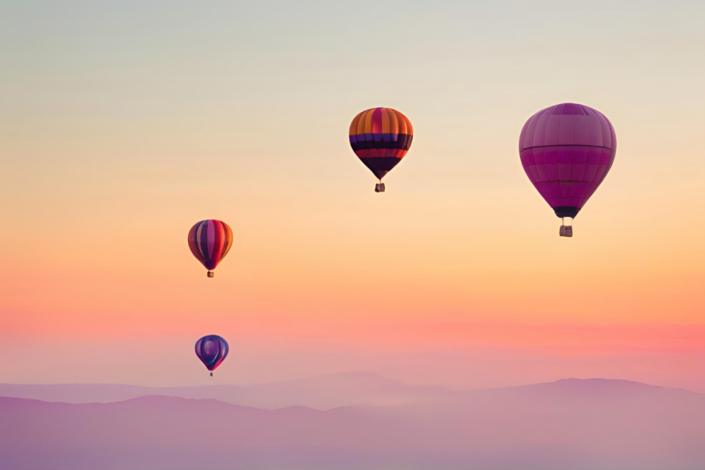 Nur 1 Stunde von Wien steigen in dieser UNESCO-Welterbestätte nächstes Wochenende rund 35 Heißluftballons in die Luft – und du kannst dabei sein