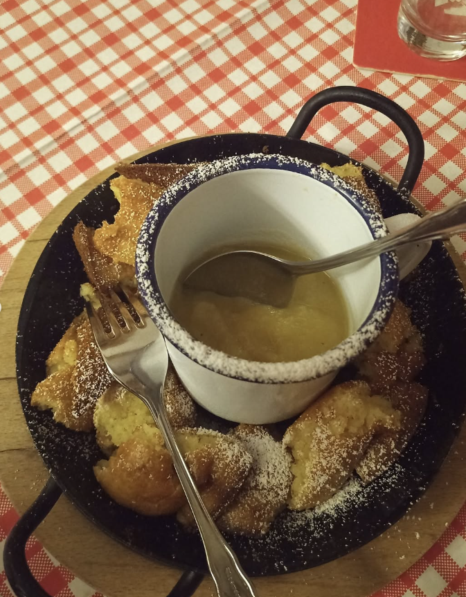 Fluffiger Kaiserschmarrn in der BrauBar