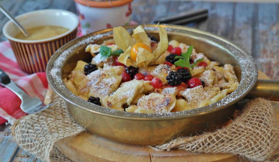 Caramelized, with almonds, and topped with powdered sugar—at these 7 spots, you can enjoy this fluffy dessert at its very best