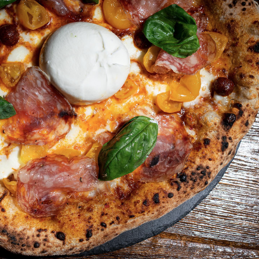 In der Pizzeria Via Toledo gibt es köstliche Neapoletanische Pizza