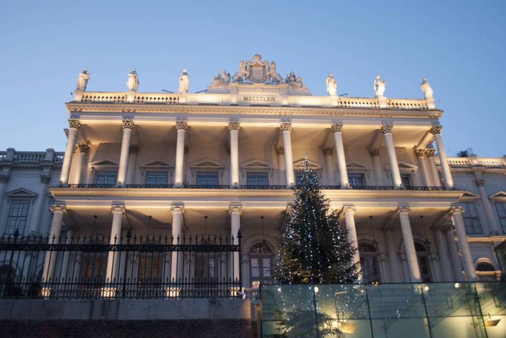 Royals, Spargel und Weltpolitik: Dieser Wiener Palais hat mehr Geheimnisse als so manches Schloss