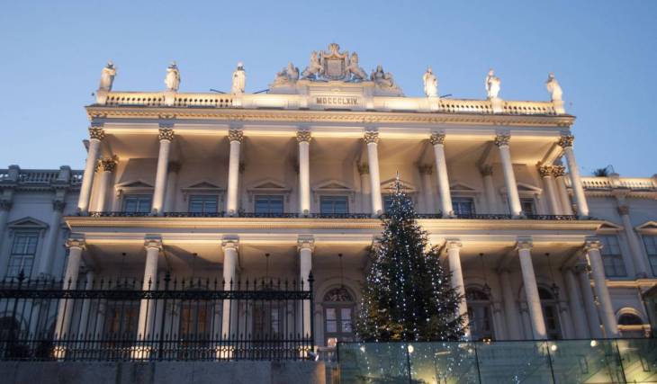 Royals, Spargel und Weltpolitik: Dieser Wiener Palais hat mehr Geheimnisse als so manches Schloss