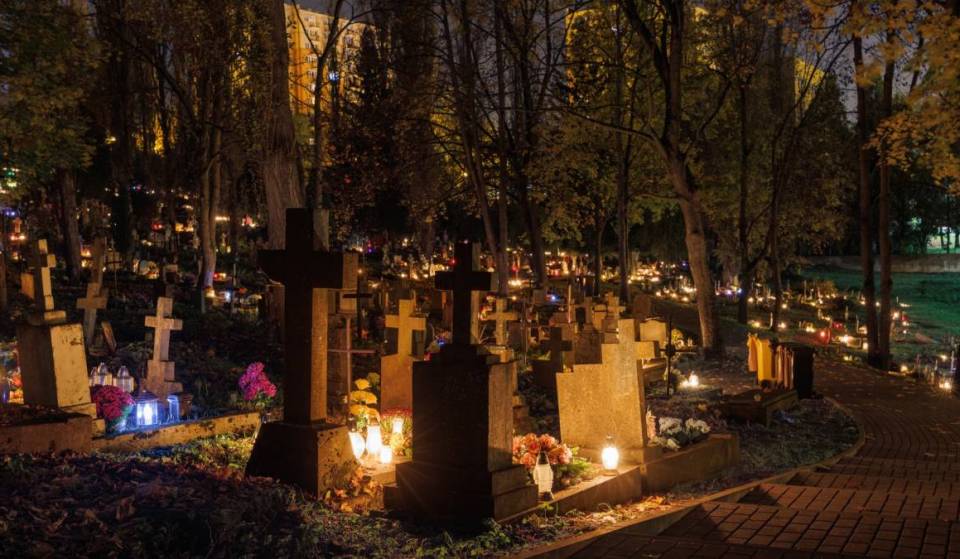 Halloween auf einem Friedhof feiern? Wiens wohl ungewöhnlichstes Halloween-Fest steigt an einem extrem besonderen Ort