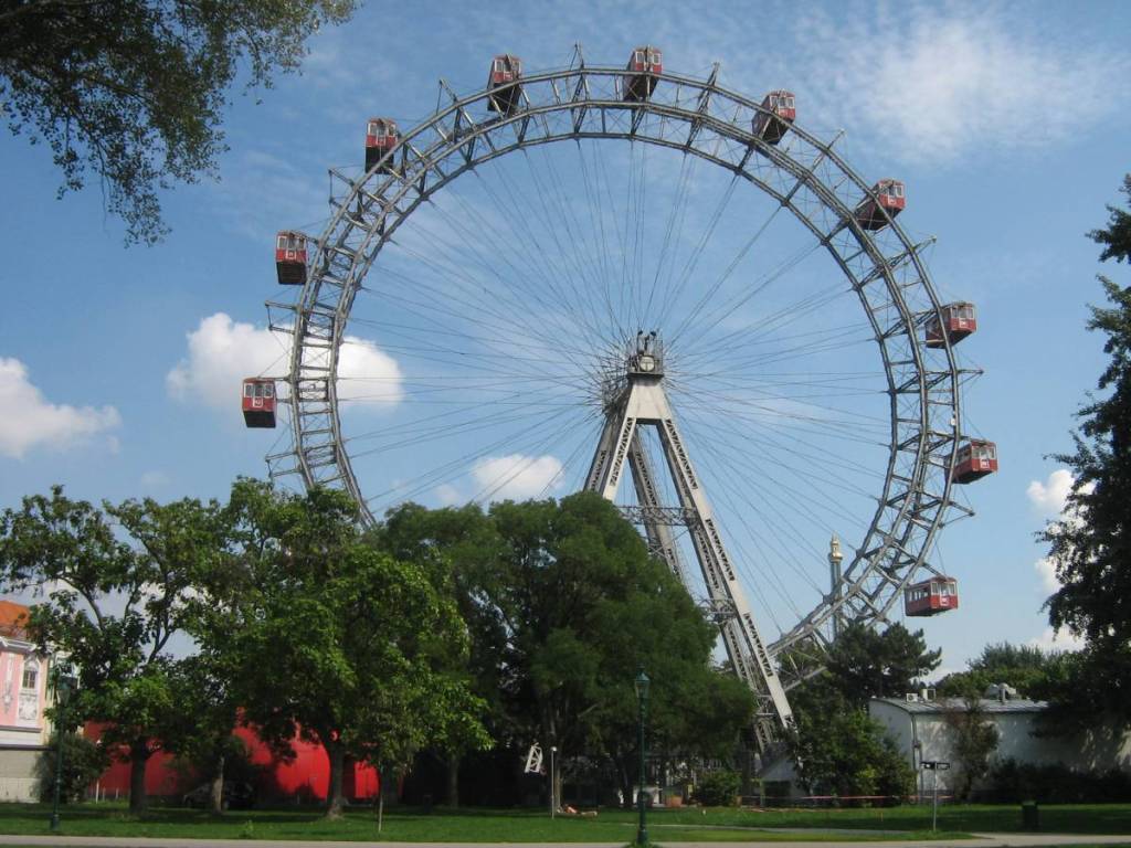 Das Wiener Riesenrad, heute mit 15 Gondeln